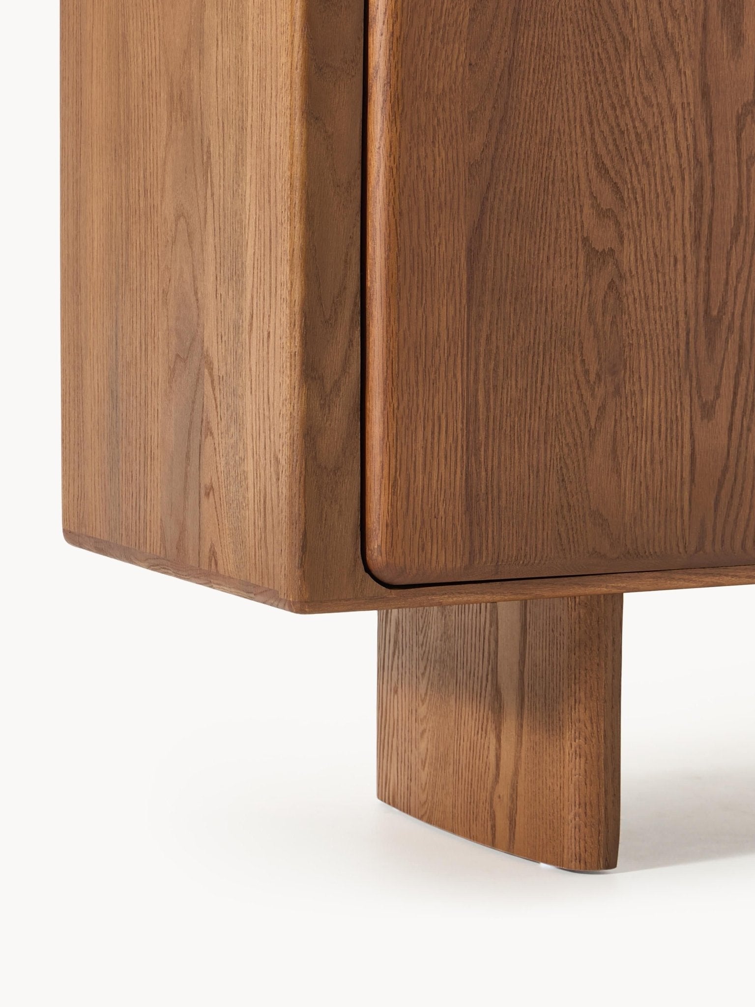 Chandler Masif Meşe Büfe Dört Bölmeli Modern Tasarım 165 cm - Velotti