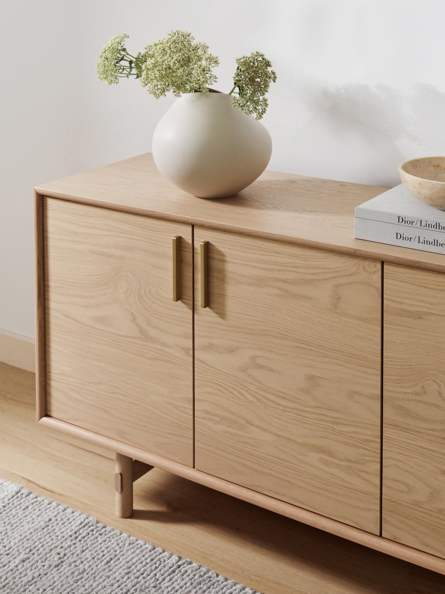 Diana Meşe Dressoir 180 cm Modern Lüks Depolama Ünitesi - Velotti