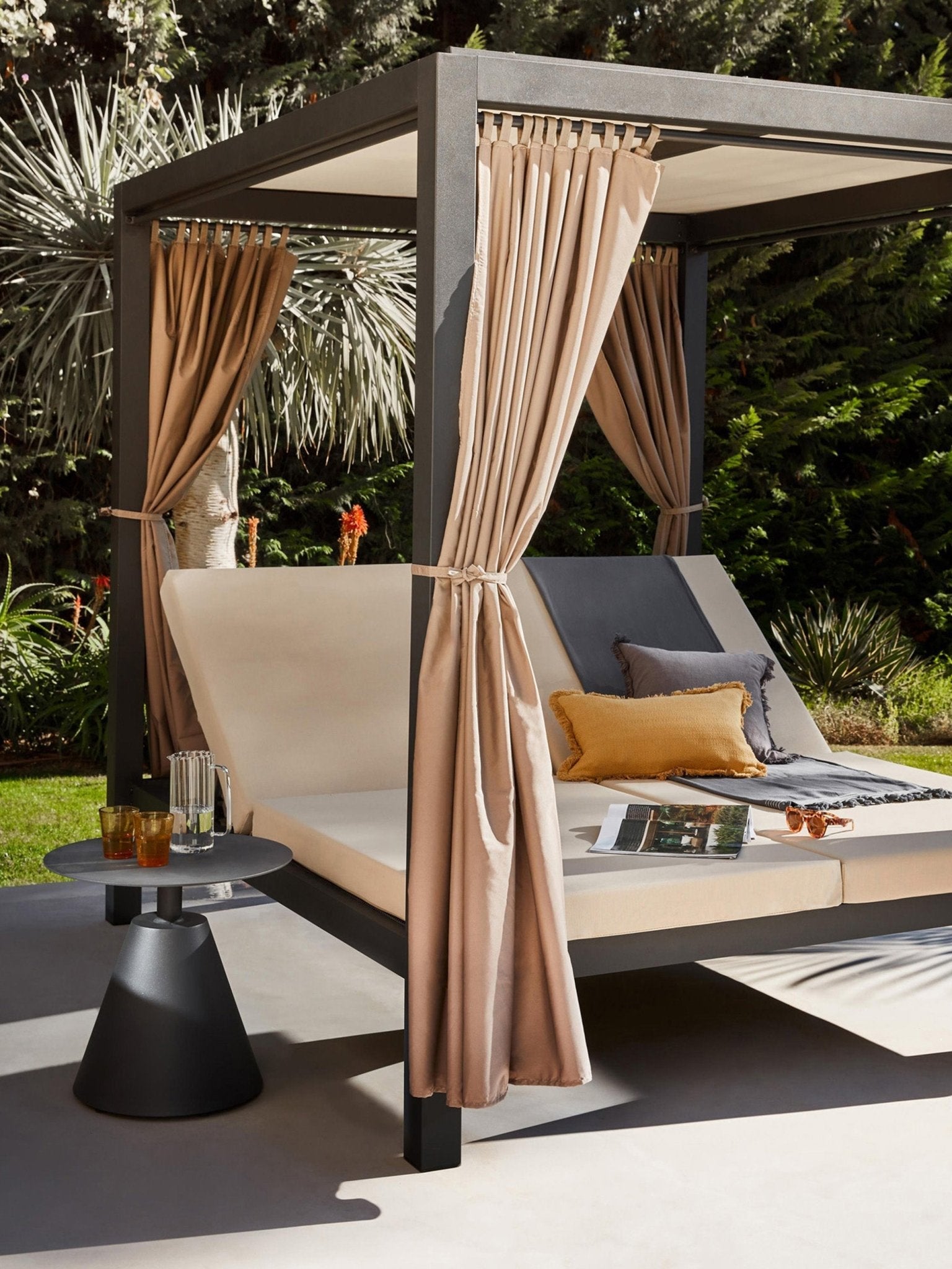 Dream Çift Kişilik Gölgelikli Bahçe Daybed'i - Velotti