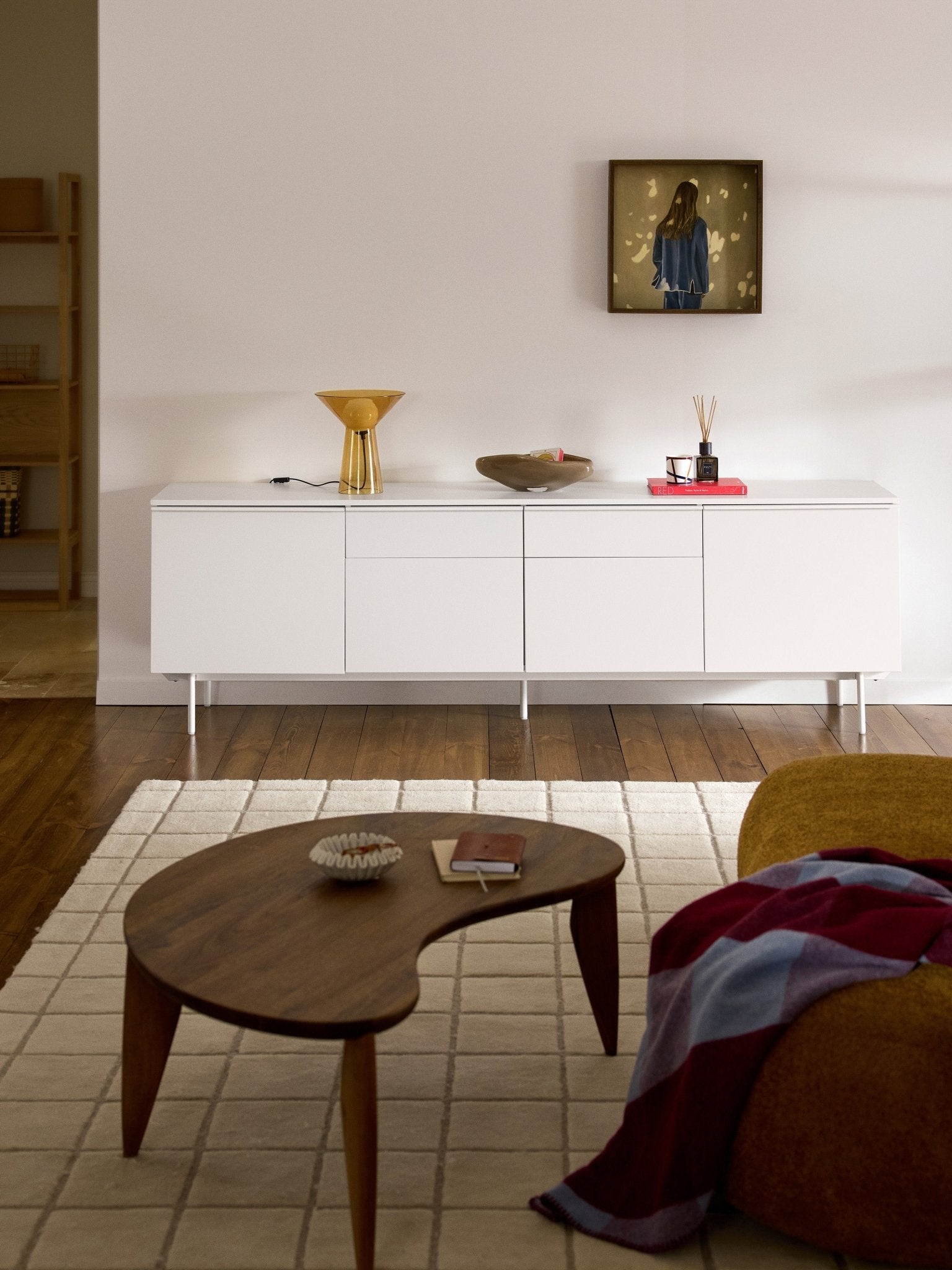 Elona 240 cm Büyük Konsol Mat Beyaz Modern Tasarım - Velotti