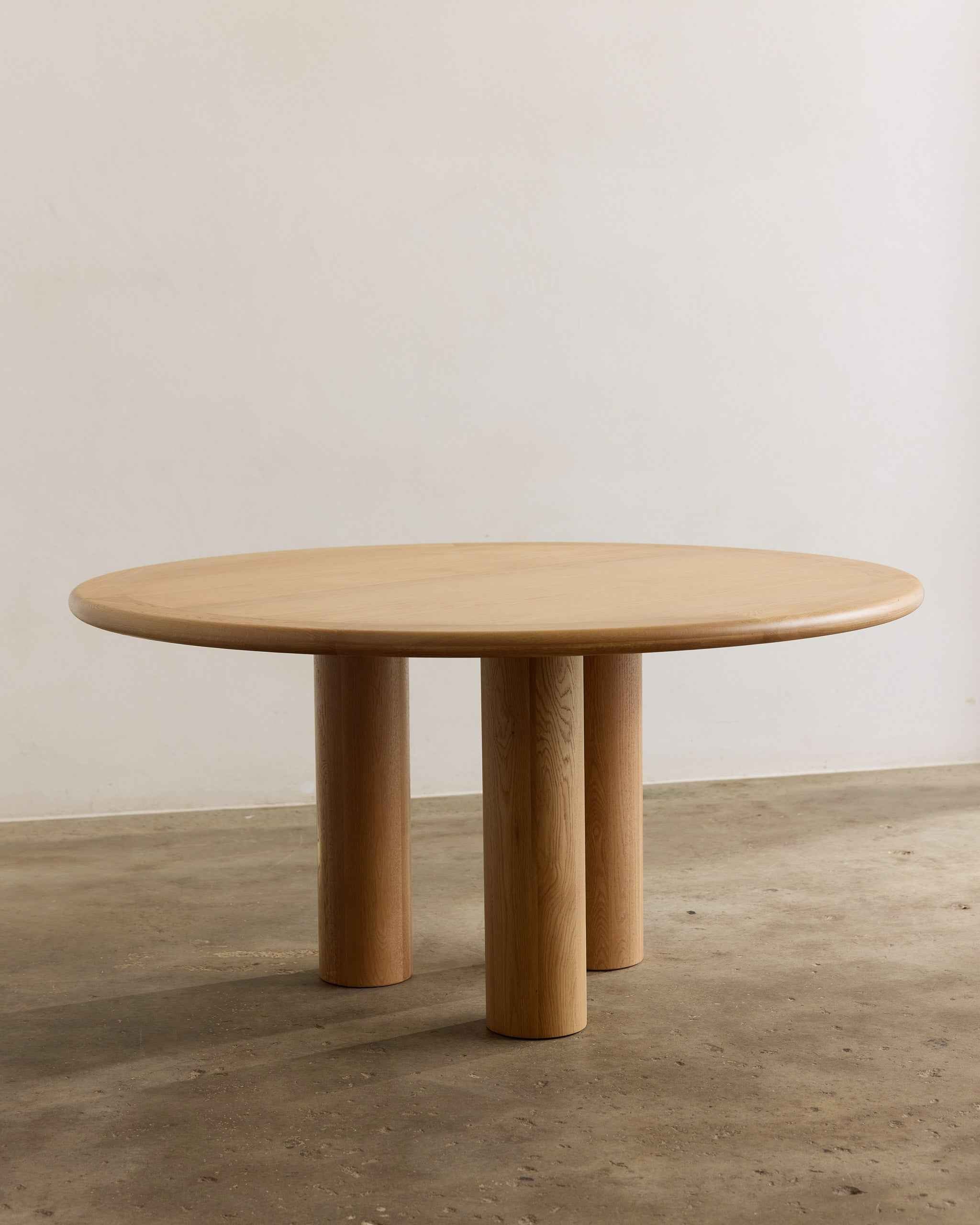 Yuvarlak Meşe Yemek Masası Elio 150 cm Modern Tasarım
