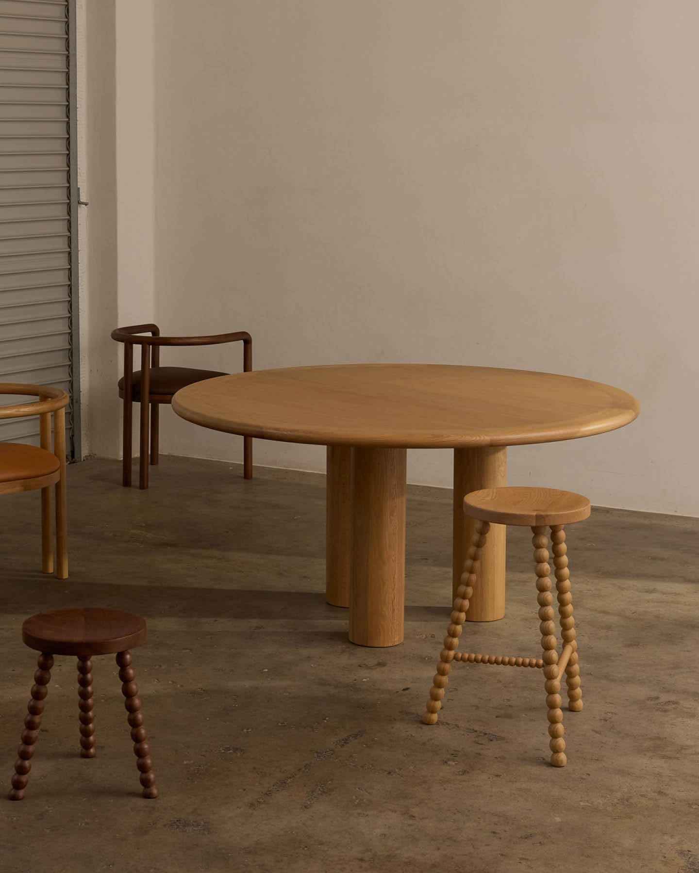 Yuvarlak Meşe Yemek Masası Elio 150 cm Modern Tasarım