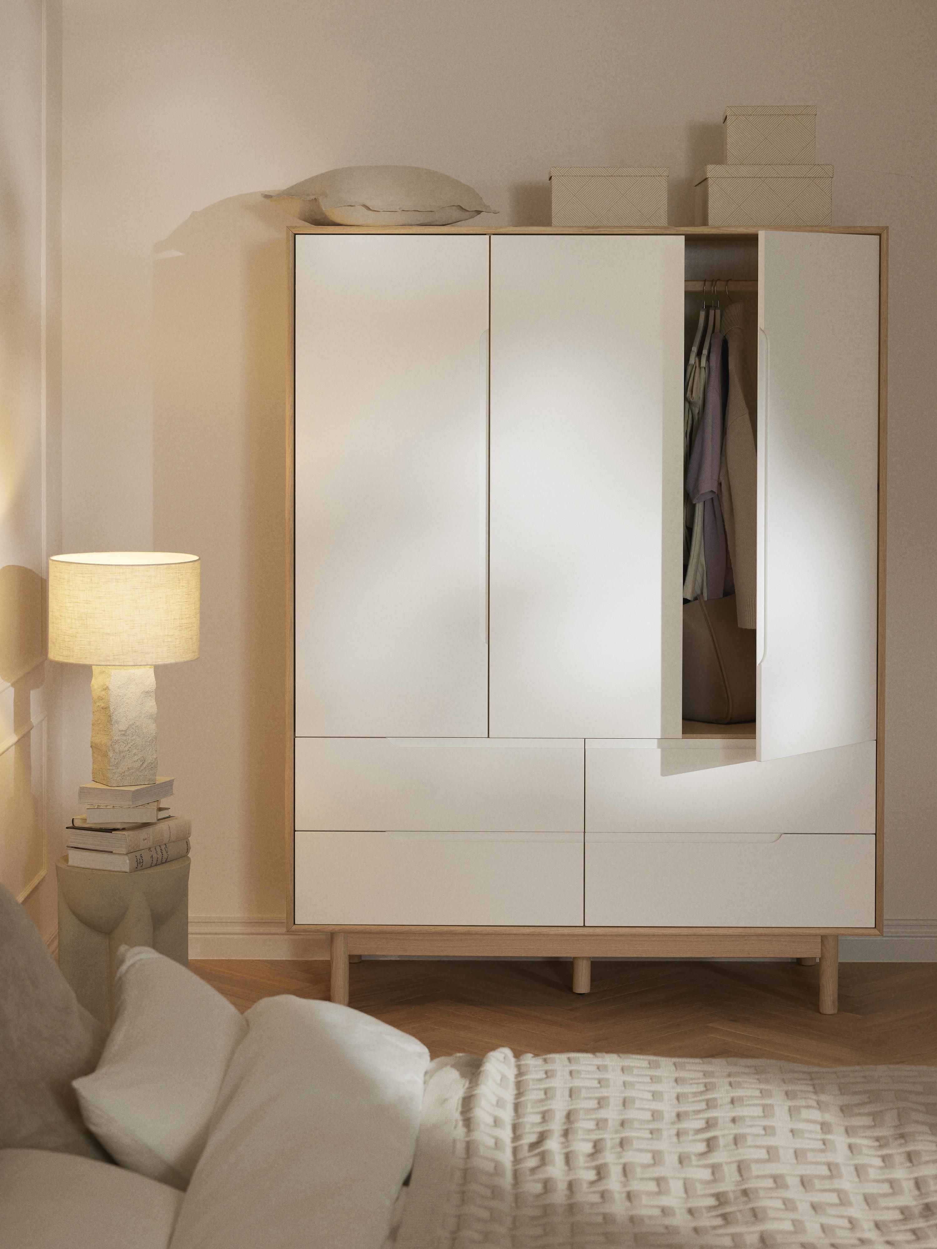 Cassy 3 Kapılı Modern Retro Ahşap Gardırop