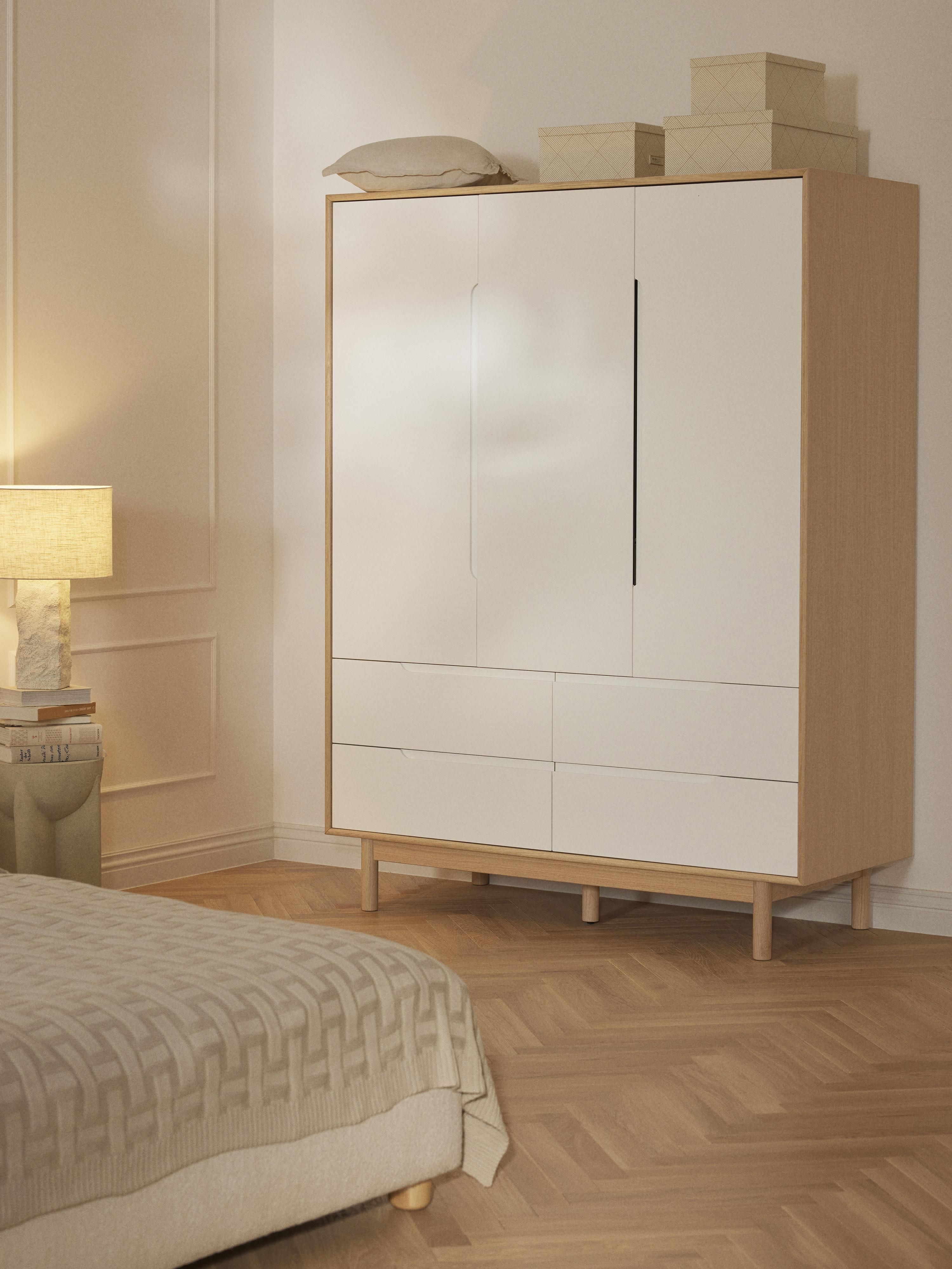 Cassy 3 Kapılı Modern Retro Ahşap Gardırop