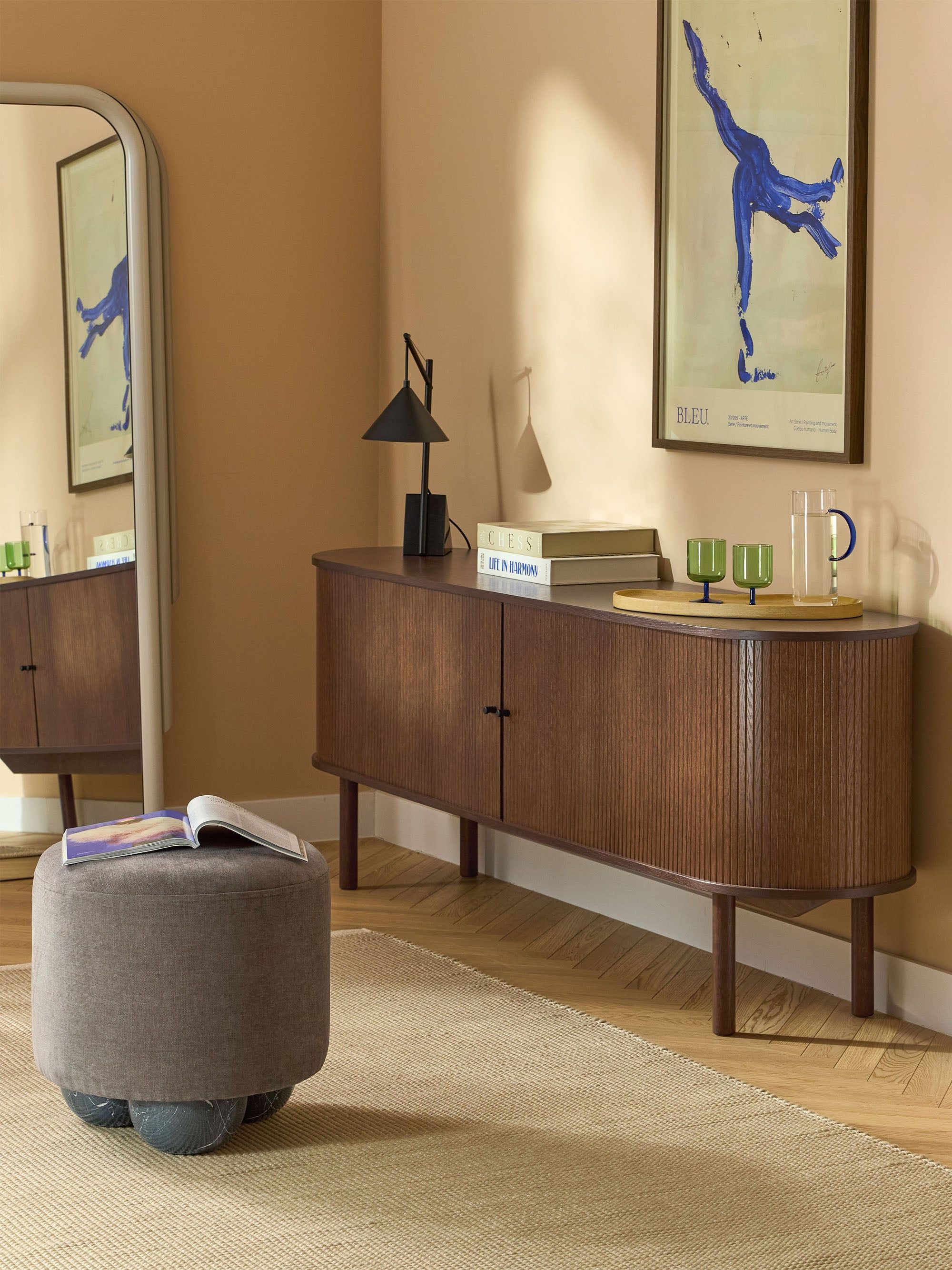 Calary XL Dressoir, Kabartmalı Ahşap Yüzey, Koyu Meşe Kaplama