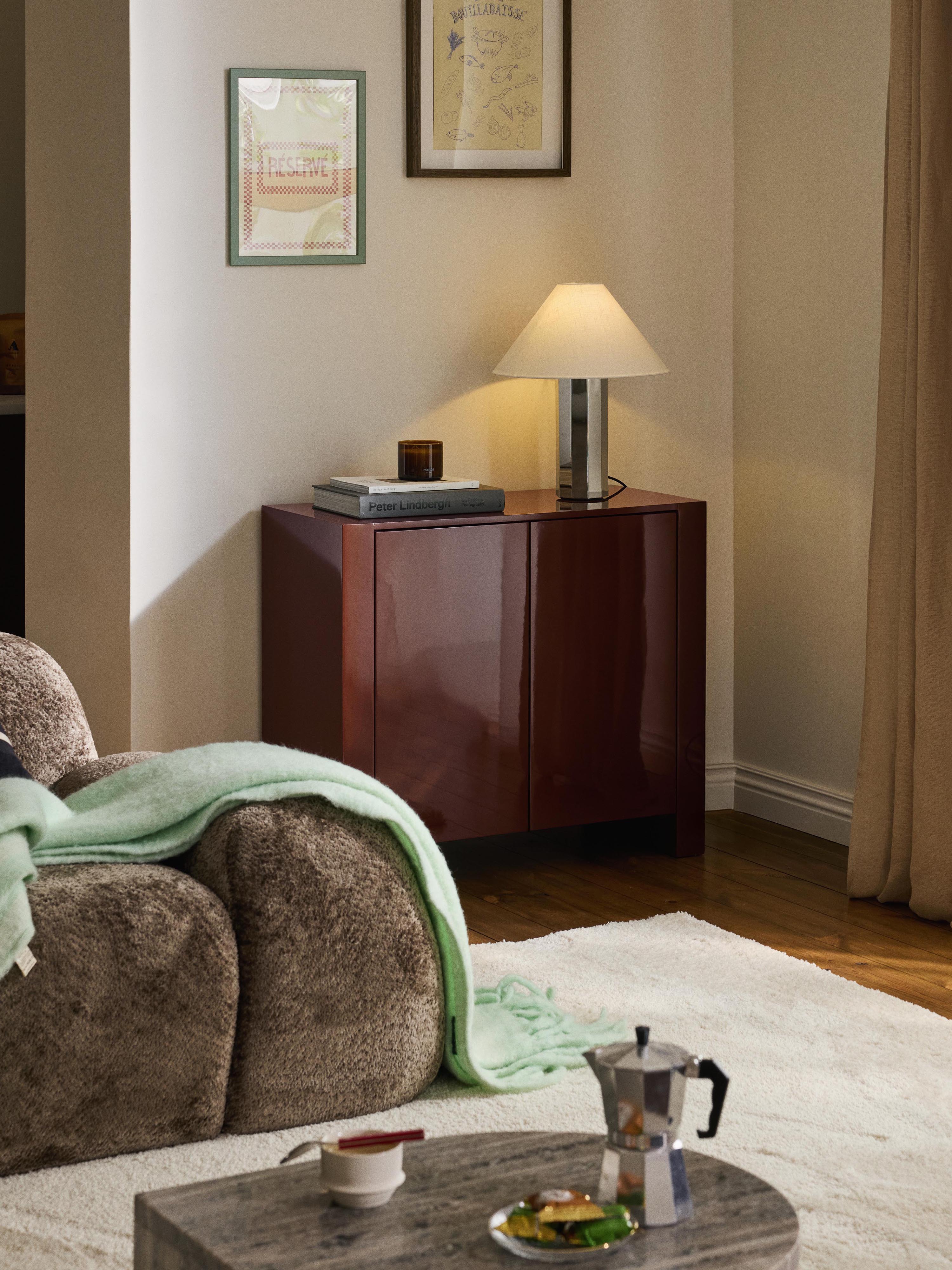 Liv Modern Lake Dressoir Minimalist Tasarım Parlak Yüzeyli