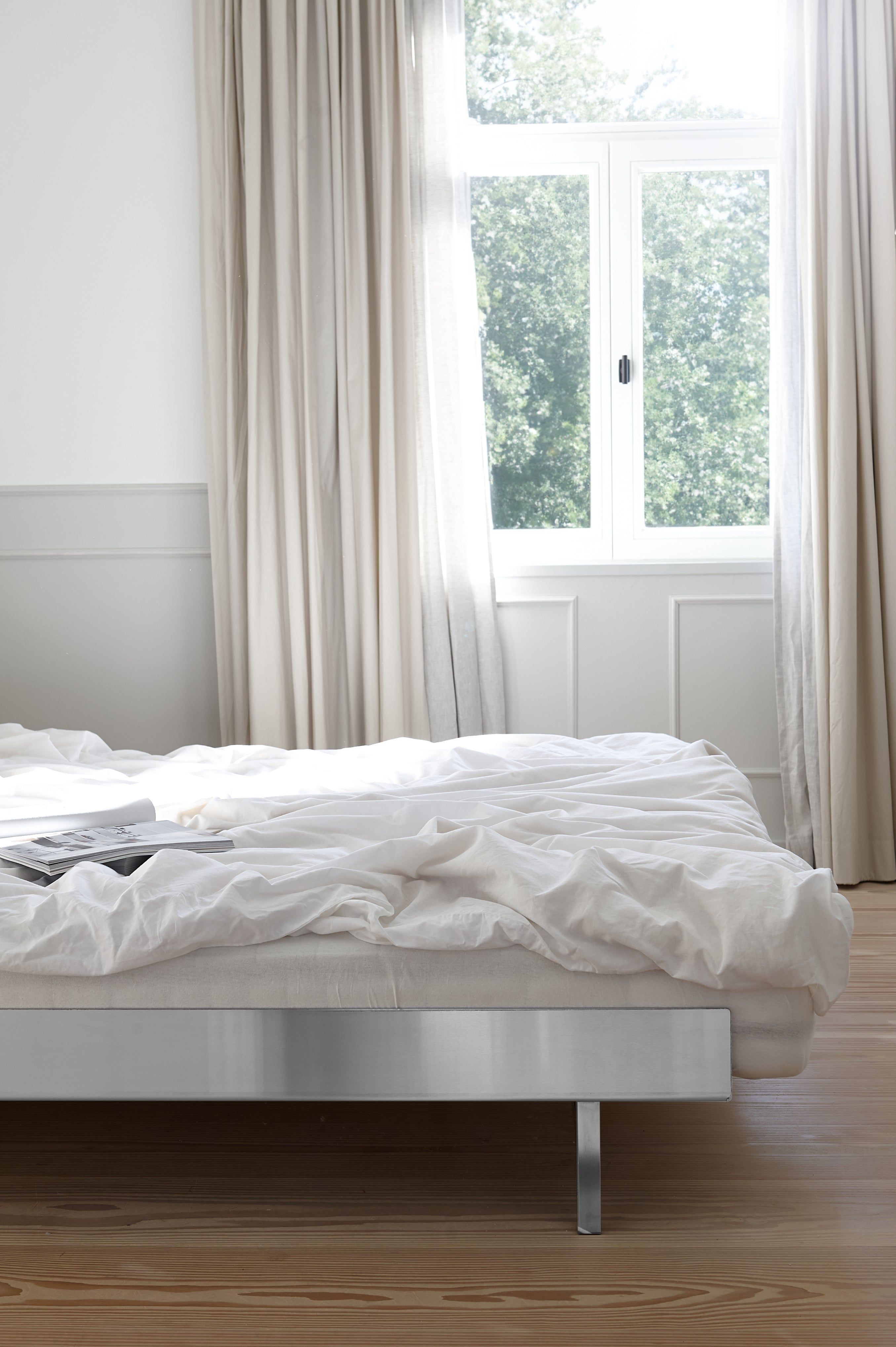 Paslanmaz Çelik Genişletilebilir Yatak 90-180 cm Modern Tasarım