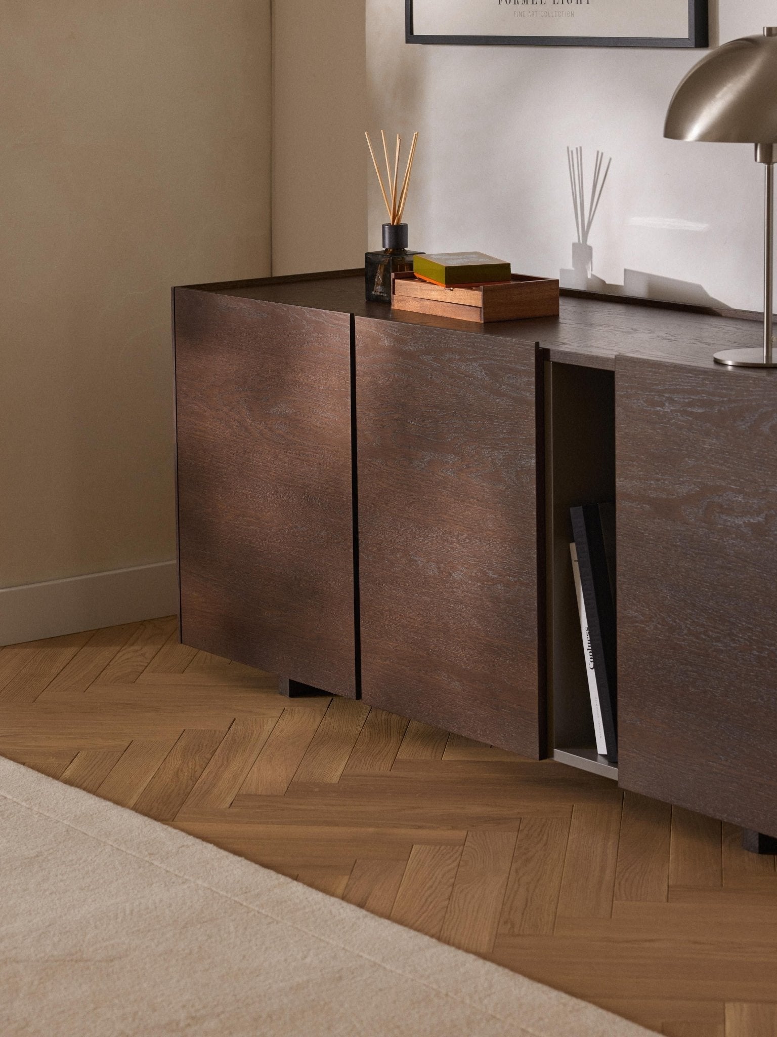 Larsen 160 cm Meşe Kaplama Ahşap Dressoir - Velotti