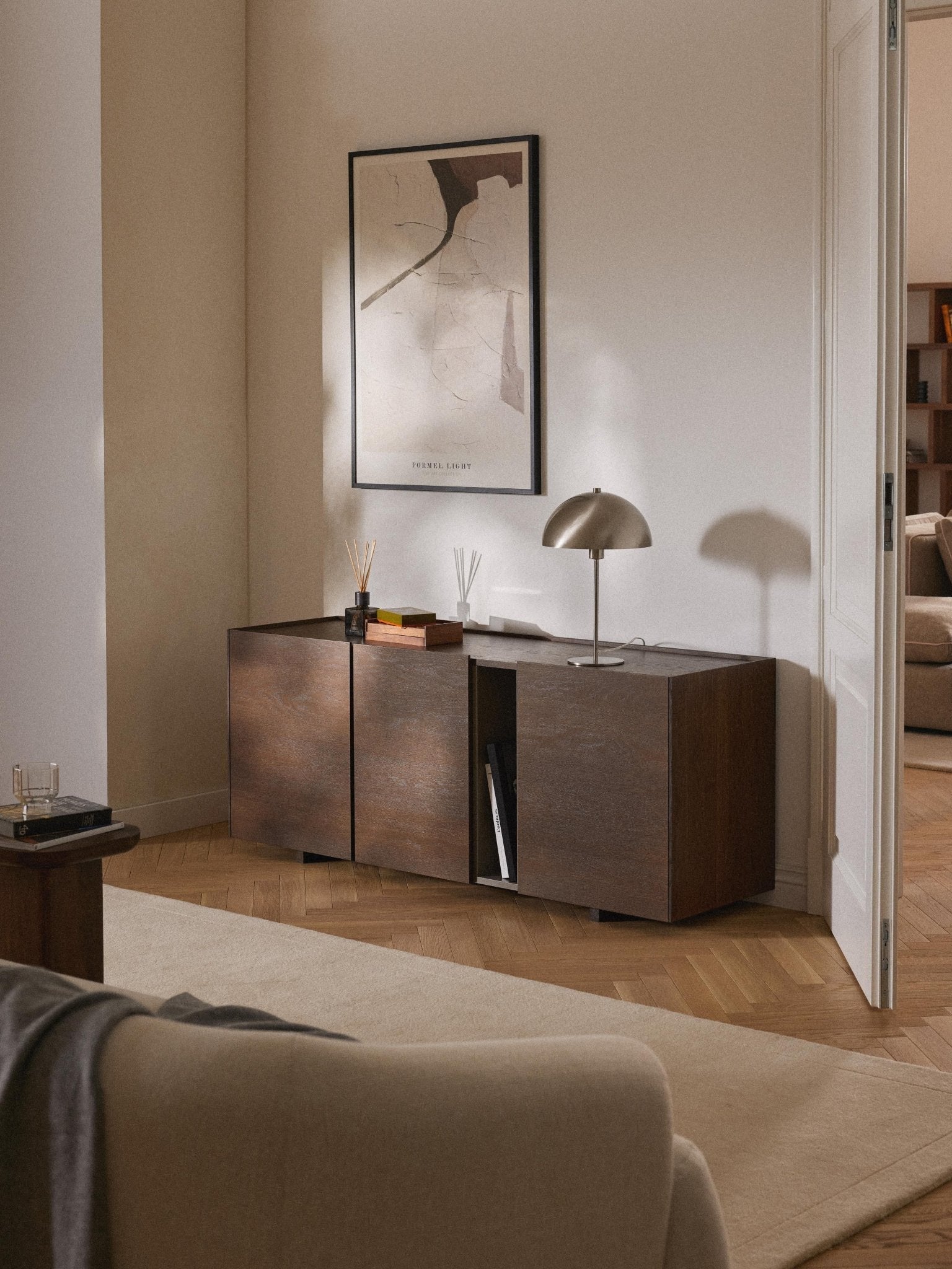 Larsen 160 cm Meşe Kaplama Ahşap Dressoir - Velotti
