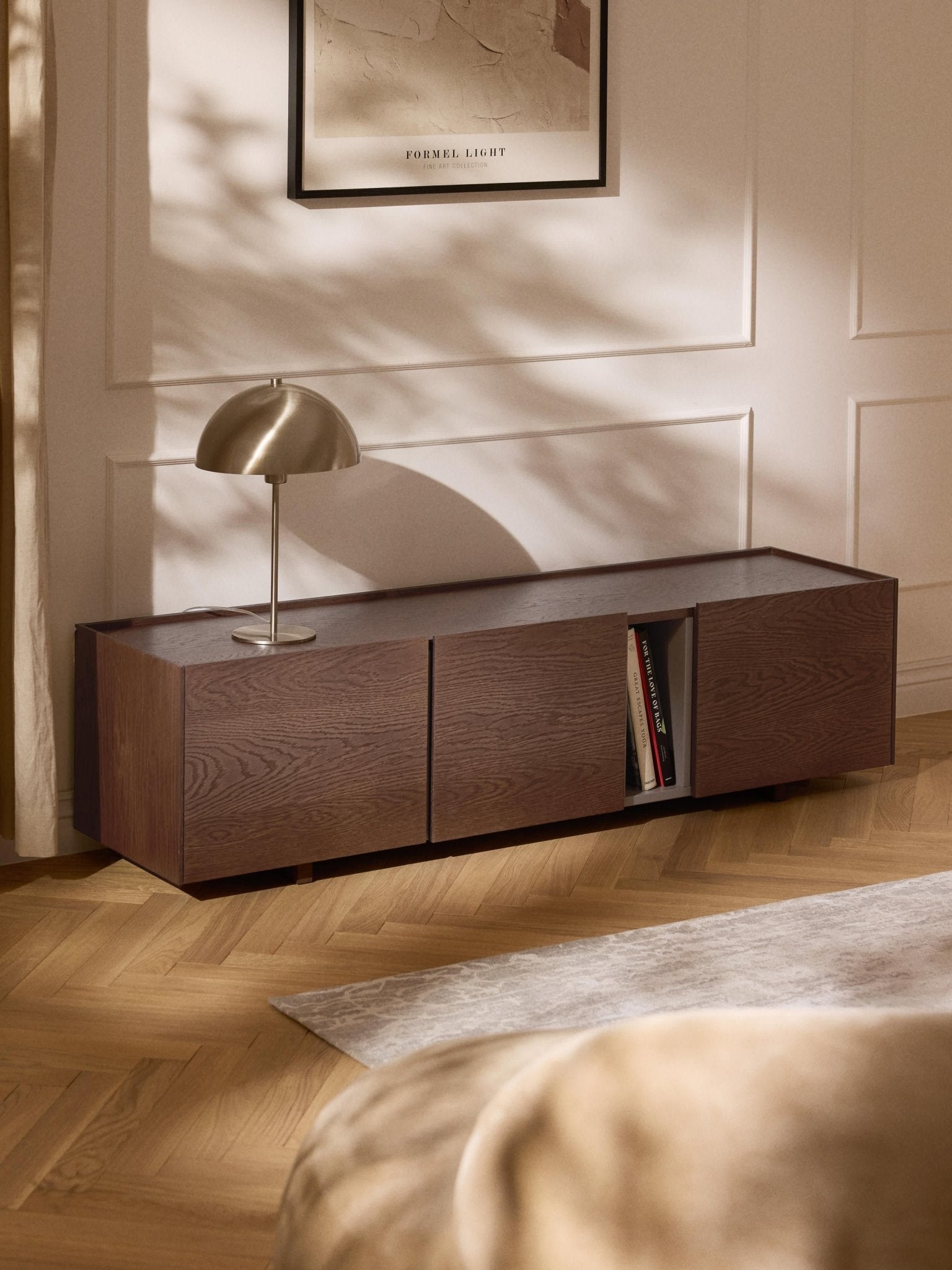 Larsen Ahşap TV Ünitesi 160 cm Modern Depolama - Velotti