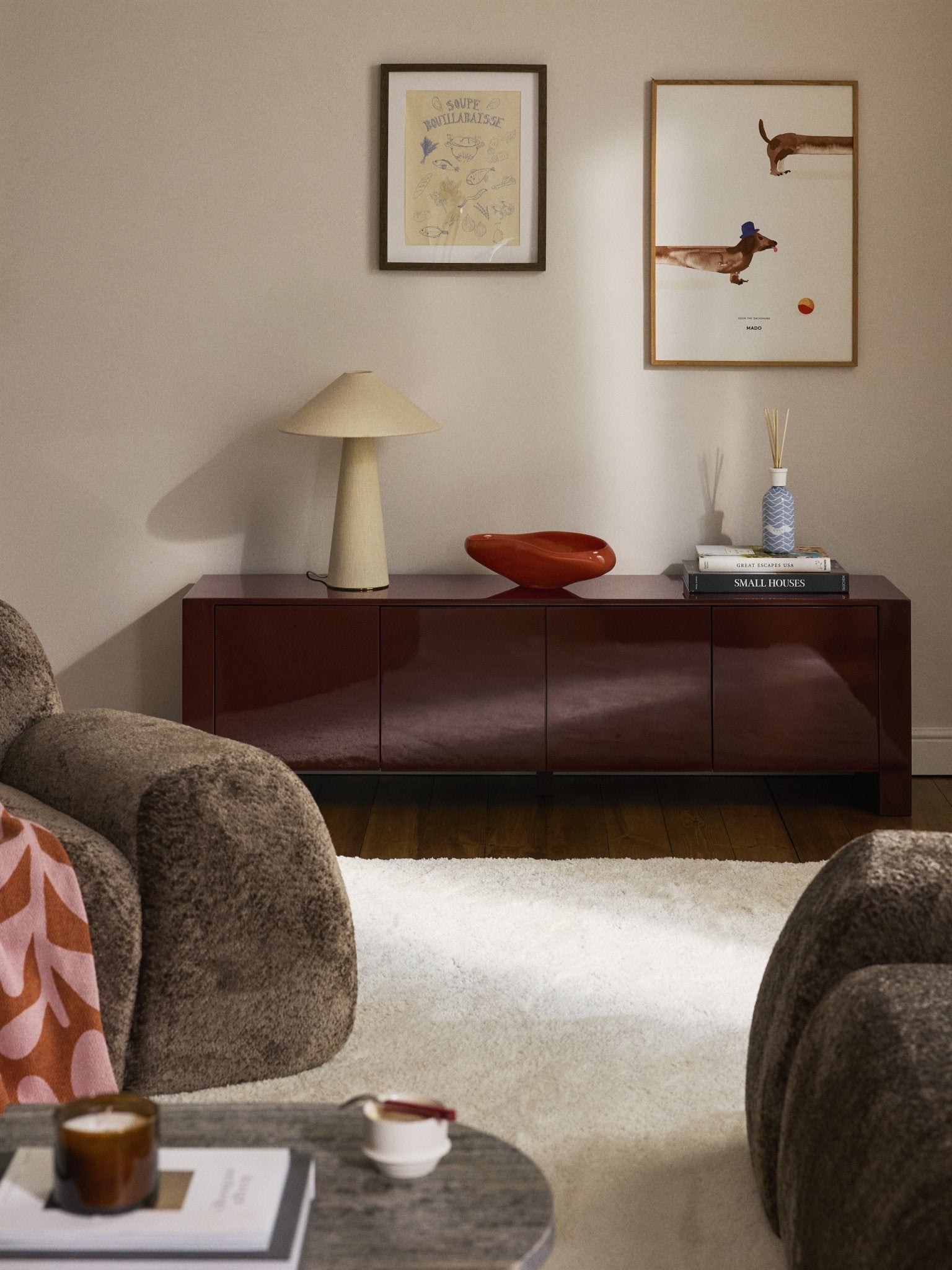 Liv Minimalist TV Ünitesi, Parlak Koyu Kahverengi Lake 170 cm - Velotti