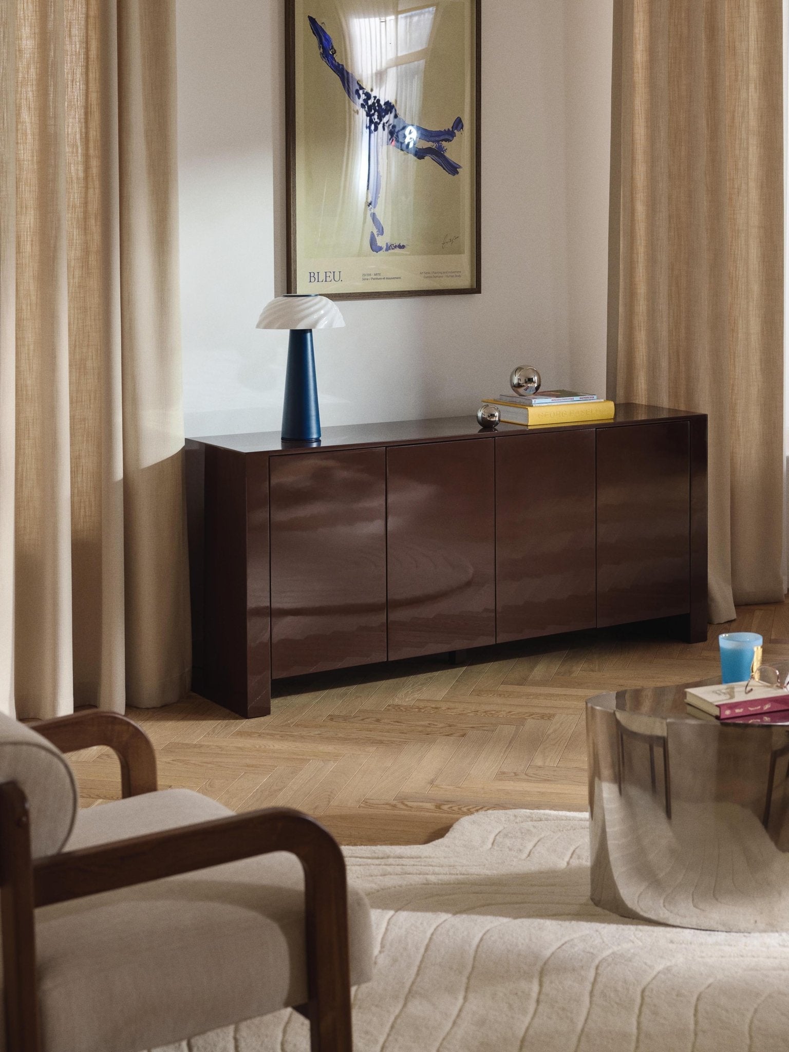 Liv Modern Dresuar Parlak Yüzeyli 170 cm Genişliğinde - Velotti