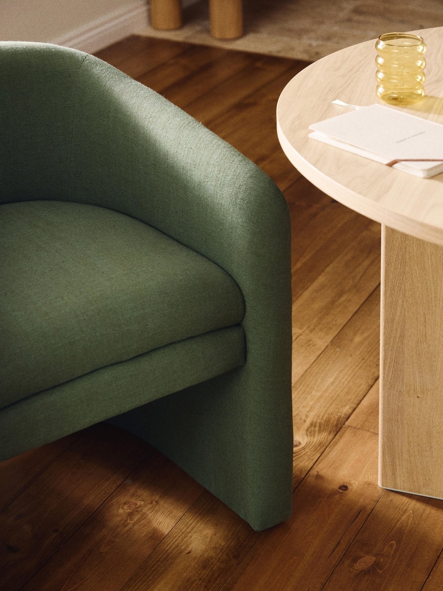 Mairo Modern Kumaş Kaplamalı Şık Salon Koltuğu 63cm Genişlik - Velotti