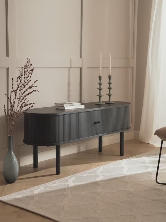 Calary Yivli Ön Yüzeyli Modern Ahşap TV Ünitesi 138cm