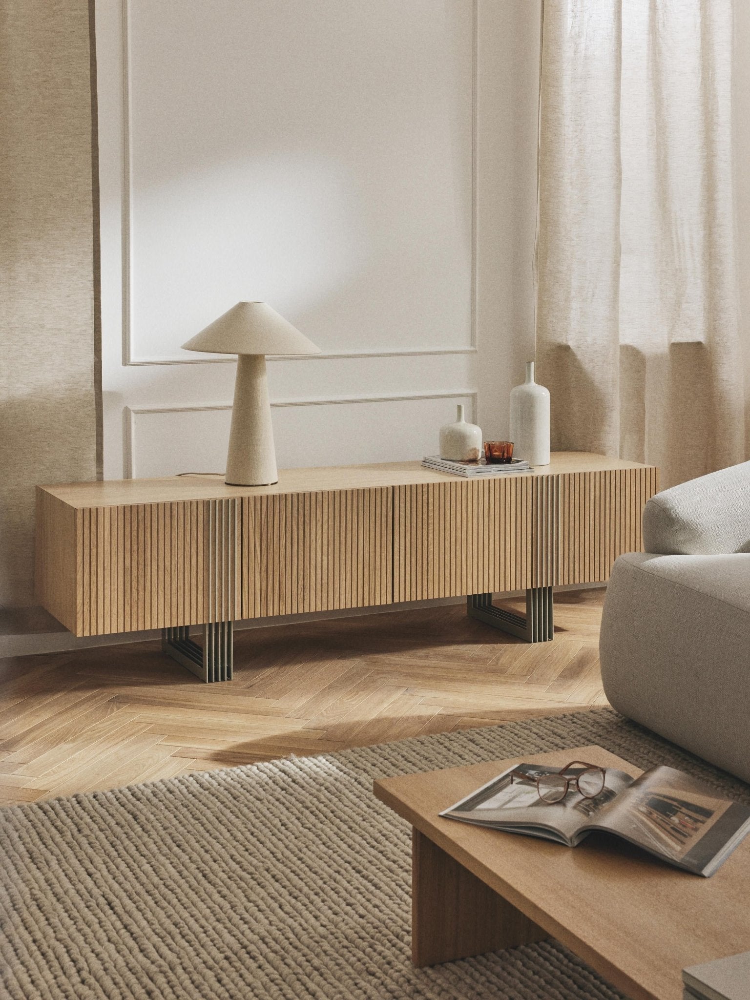 Ross Modern Ahşap TV Ünitesi 180 cm Genişlikte Doğal Meşe - Velotti