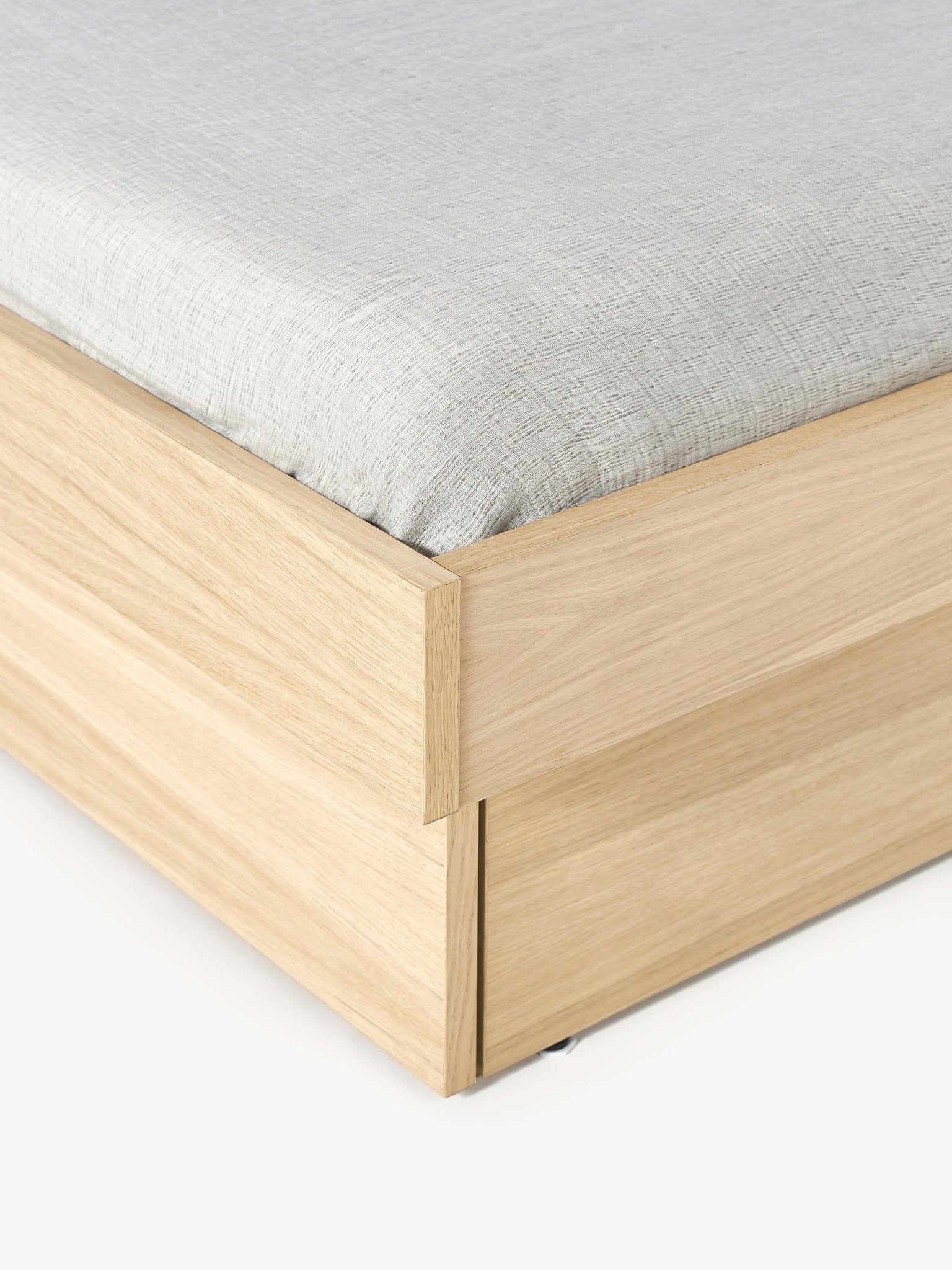 Sato Ahşap Yatak Çekmeceli ve Başlıklı 140x200 cm Lüks Tasarım - Velotti