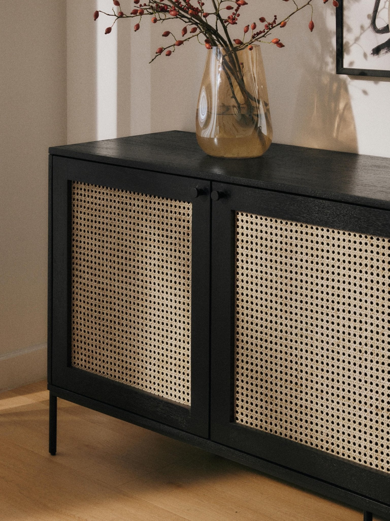 Viyana Rattan Detaylı Masif Ahşap Konsol 165cm - Velotti