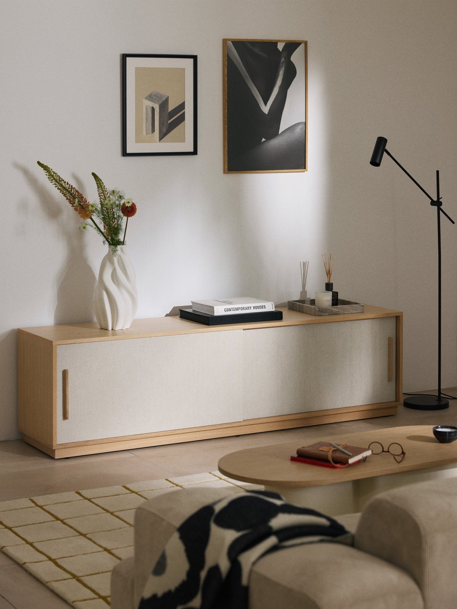 Wisp Kumaş Kaplamalı Ahşap TV Ünitesi 200 cm - Velotti