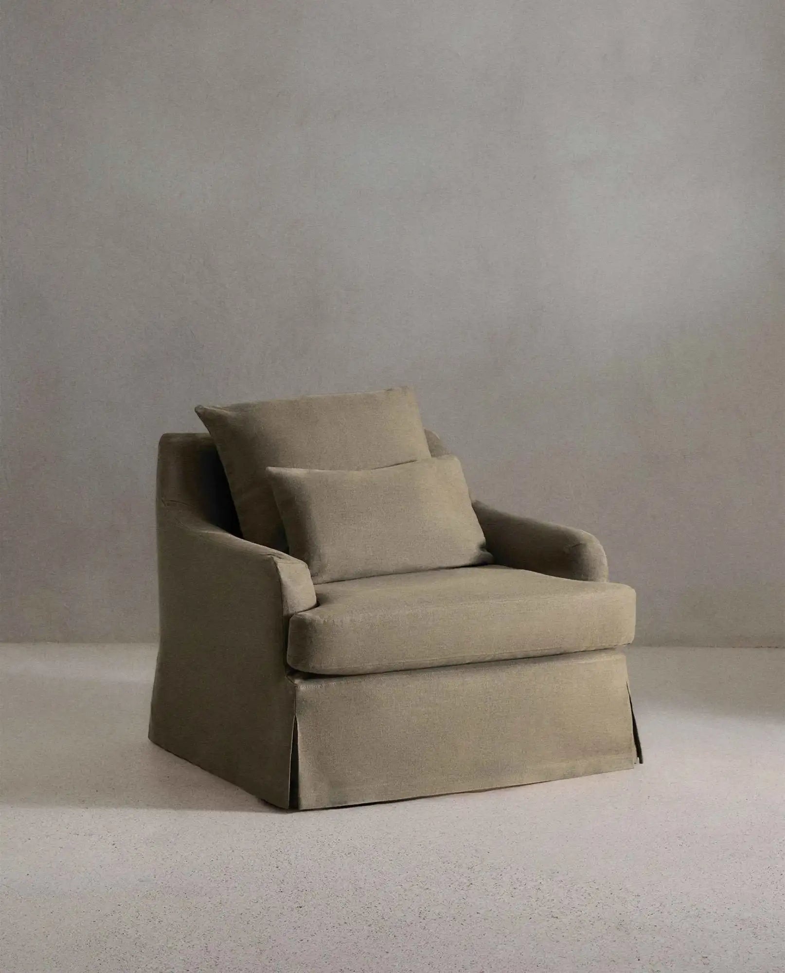 01 Model Modern Konforlu Berjer Tekerlekli Çam İskelet