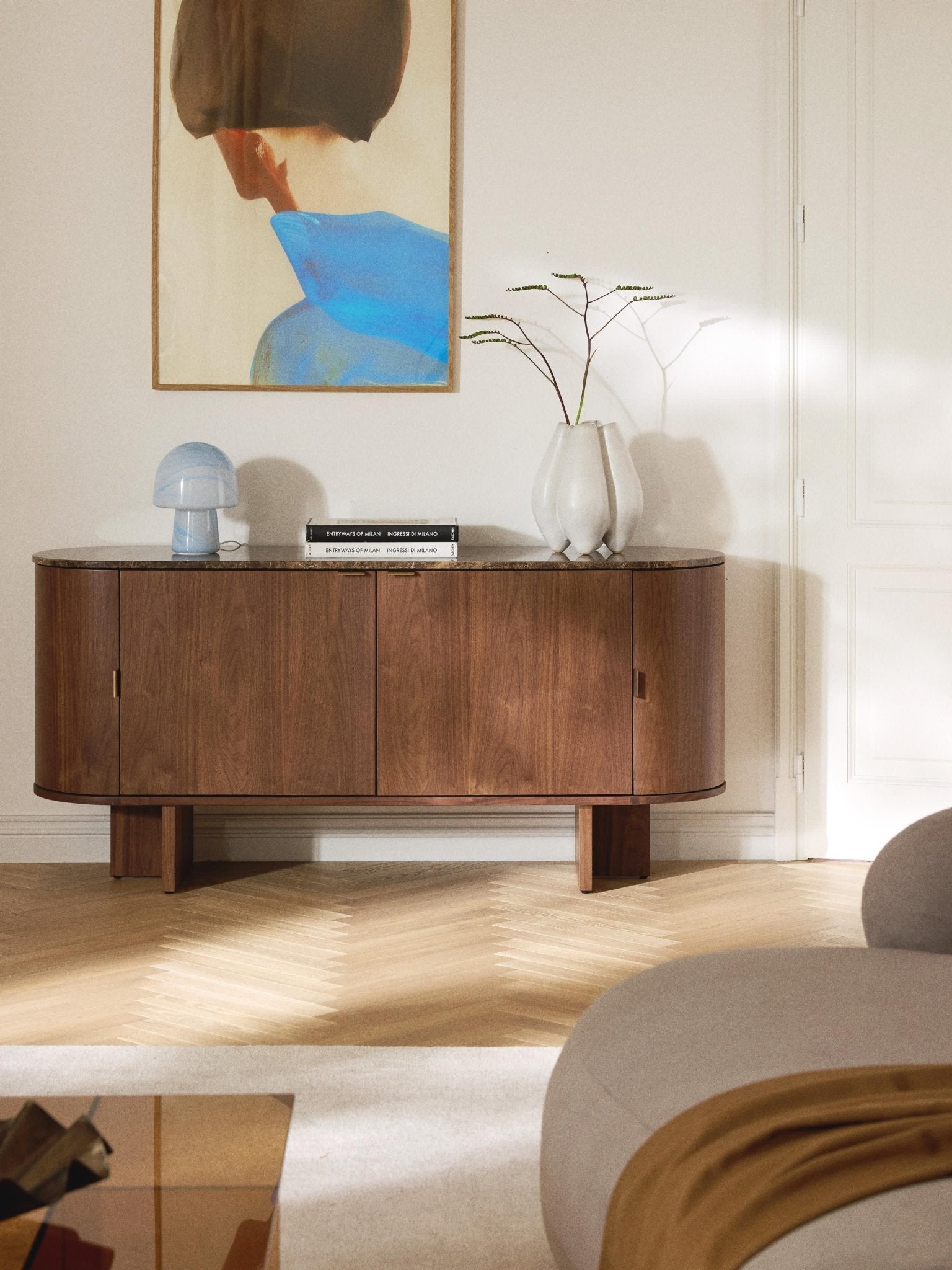 Zumi Masif Ahşap Dressoir, Oval Köşeli ve Mermer Tablalı 160 cm - Velotti